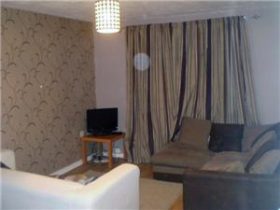 3 bedroom Flat to re...